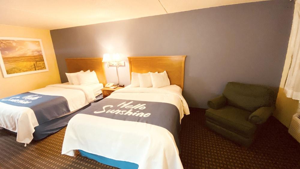 Days Inn By Wyndham Salina South Eksteriør bilde